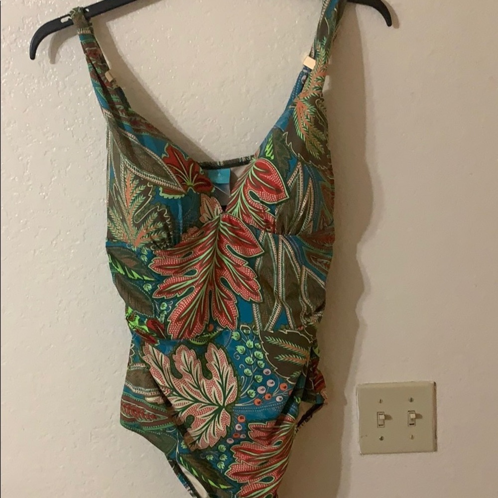 NWOT Costal Blue floral print swimsuit/ size 12-14